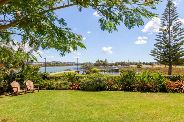 12 Edgewater Grove Orewa_2