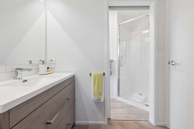 14 Meadowland Drive Somerville_12