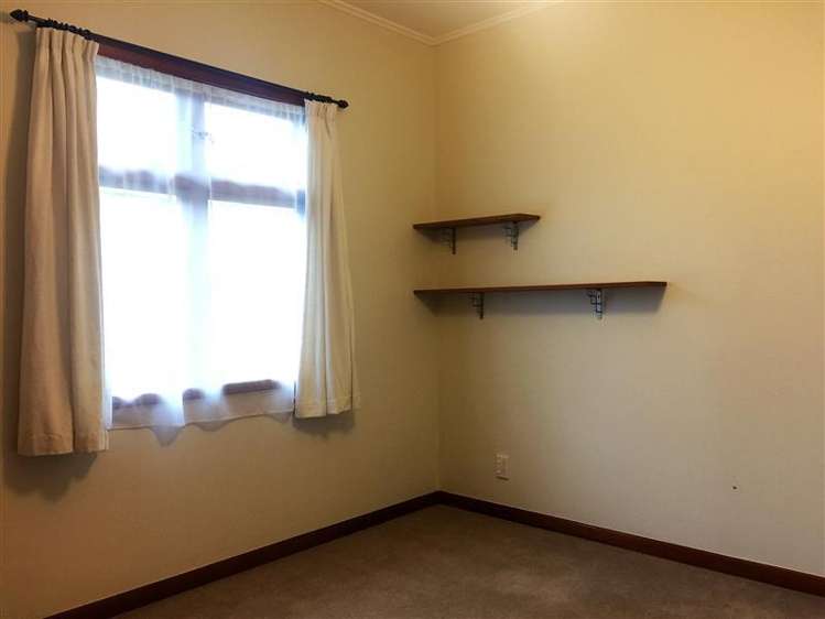 26 Jenner Road Toi Toi_7