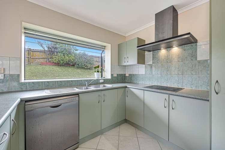 7 Donegal Park Drive Flat Bush_8