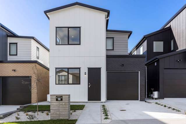 Stylish Family Home with 10-Year Master Guarantee