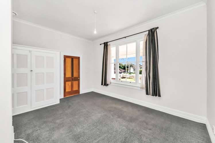 14 Lee Street Southbridge_10