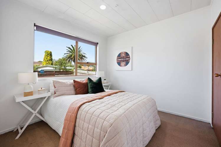 2 Marvon Downs Avenue Pakuranga Heights_12