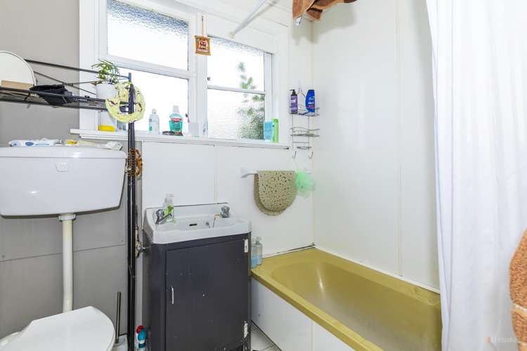 52 Grants Road Marchwiel_12