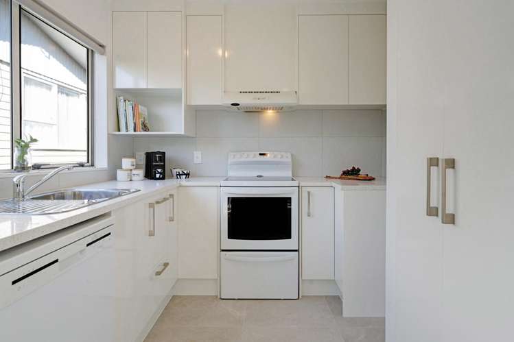 2/66 Coronation Road_5