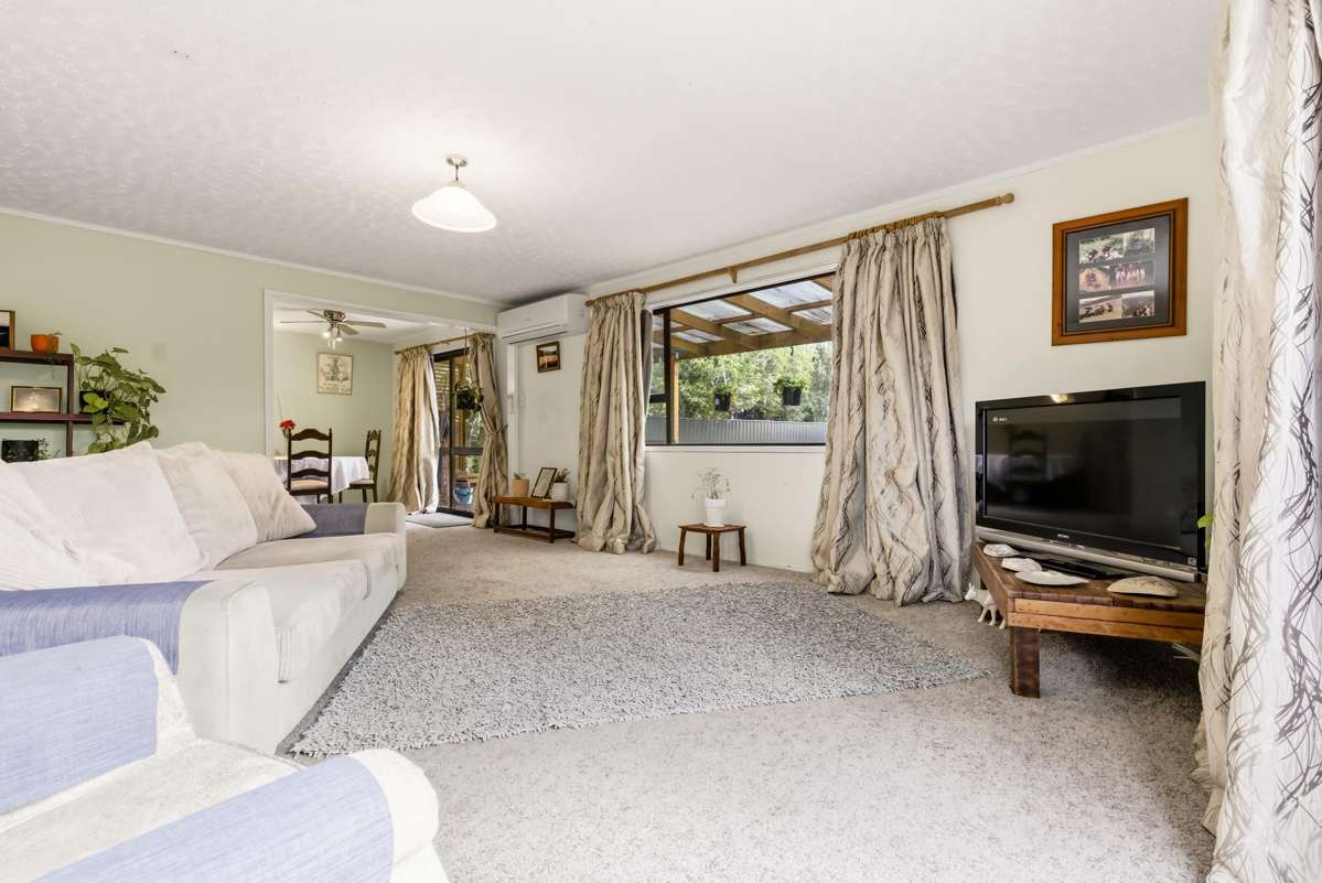102 Taupahi Road_5