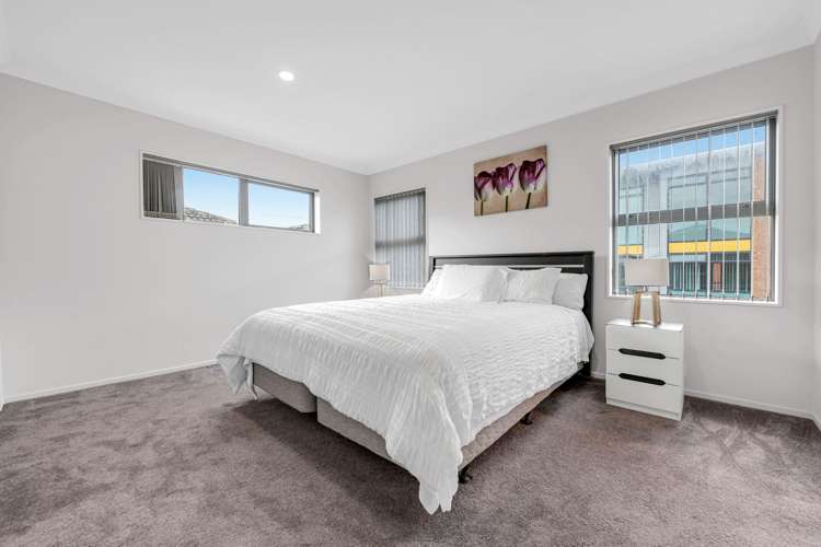 54 Springside Drive Flat Bush_12