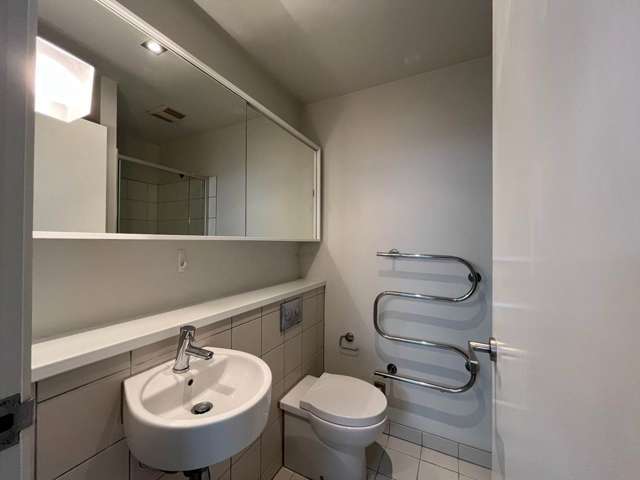 3k/16 Gore Street City Centre_4