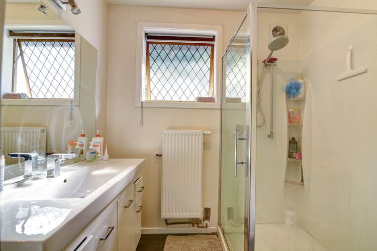 10 Huff Street Queenstown_13