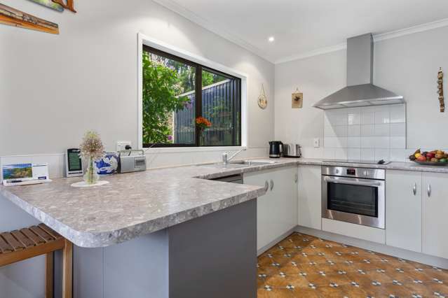 1377a Manawahe Road Manawahe_1