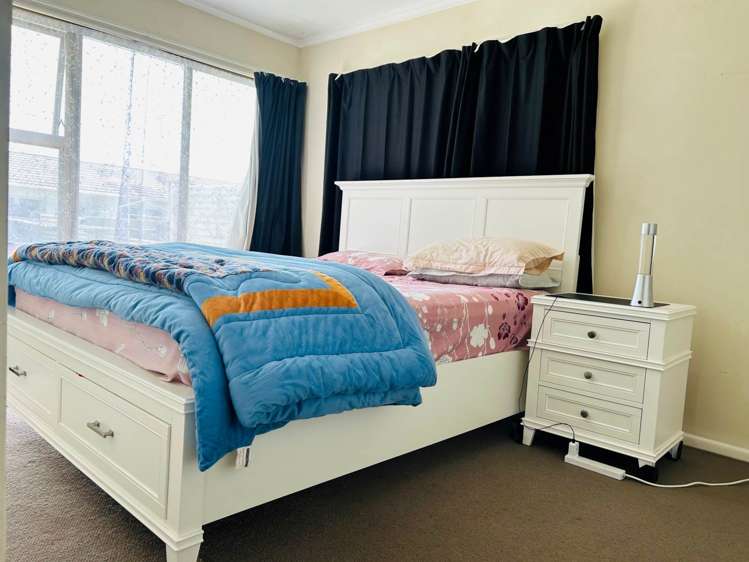 2/18 Liverpool Street Papakura_6