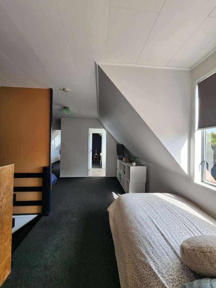 1138 South Road Oakura_18