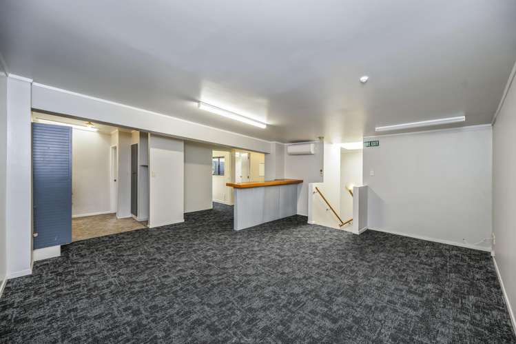 5 and 5A Beasley Avenue Penrose_6