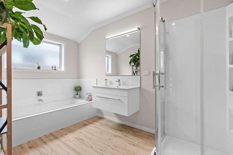 10 Craigmillar Street Solway_13