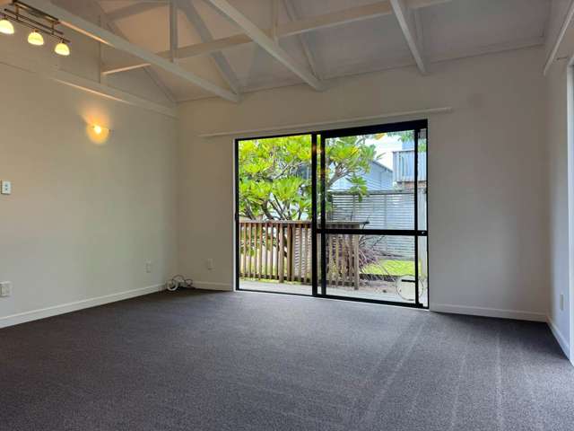 51A South Lynn Road Titirangi_1