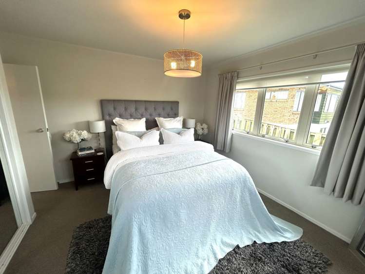2/2 Maxwelton Drive Mairangi Bay_6