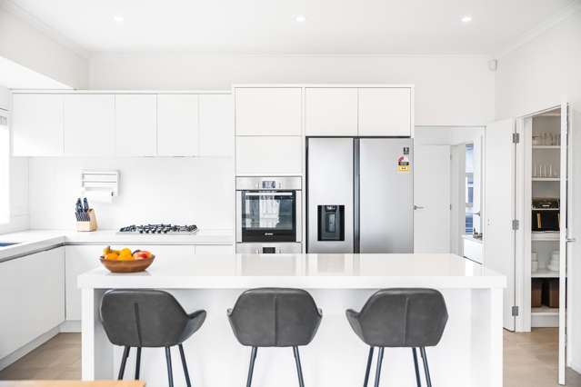 81 Colonial Drive Silverdale_3