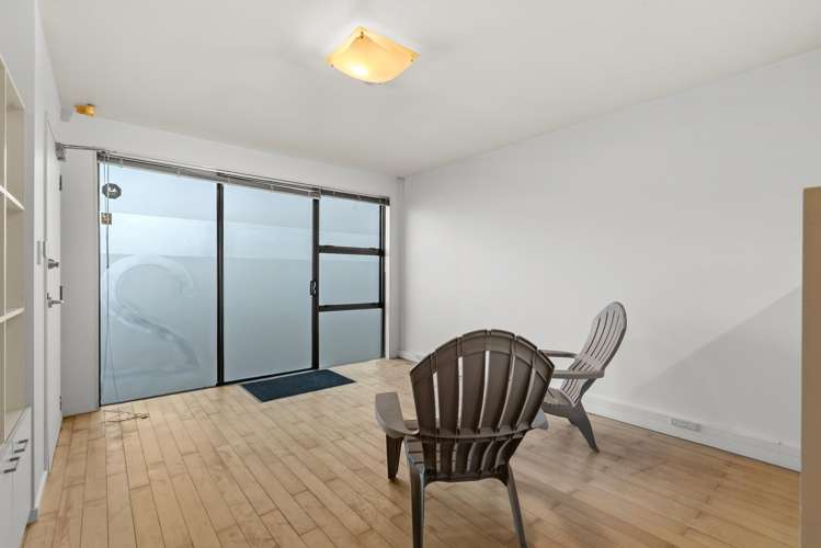 2/41 Paul Matthews Road Rosedale_8