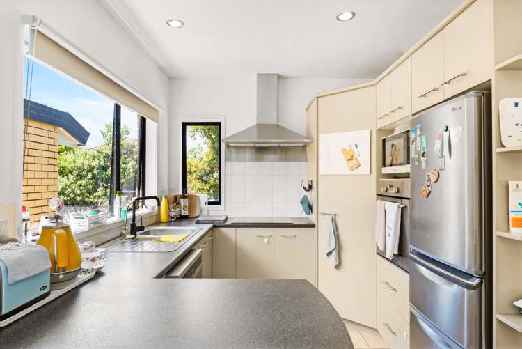 2/19 Howe Street Howick_3