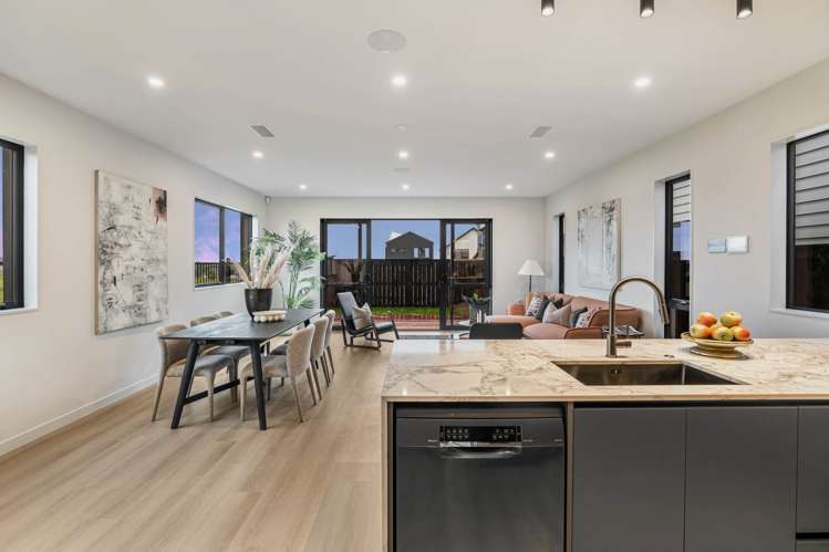 8 Lamont Street_1