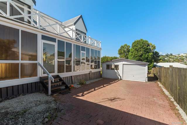 215 Vipond Road Stanmore Bay_2