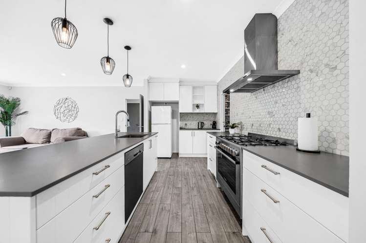 30 WESTMUIR CRESCENT_1