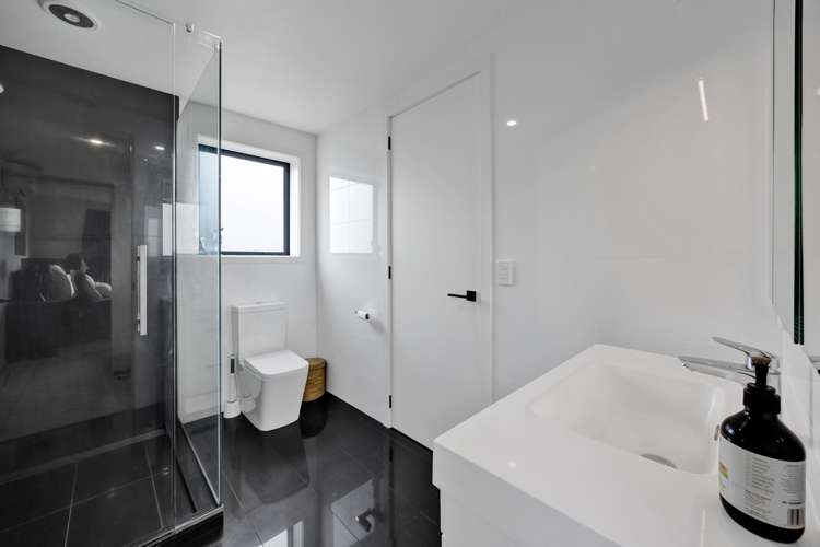 6 Hawetaone Street Bell Block_11