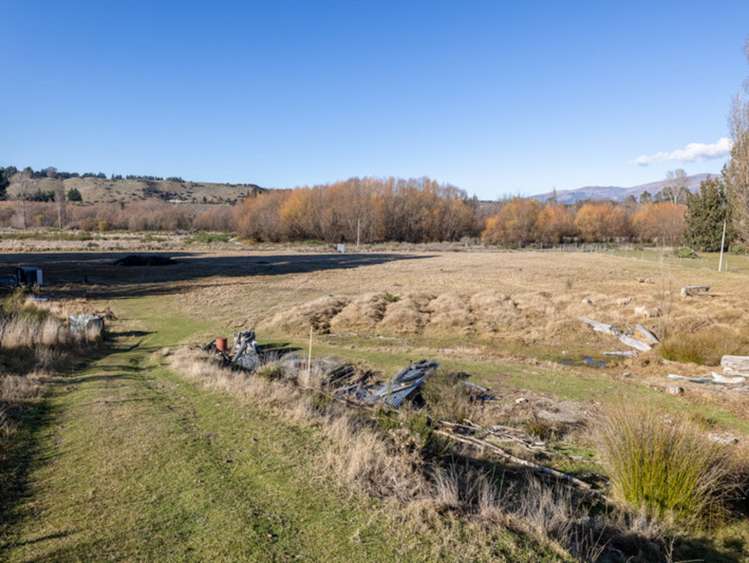 19 Monteith Road Albert Town_12