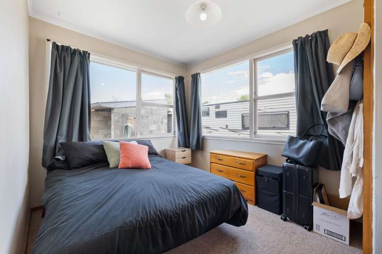 20A and B Alma Street Renwick_11