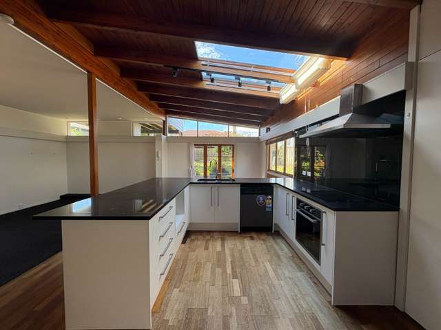 16 Sorrel Crescent Bucklands Beach_2