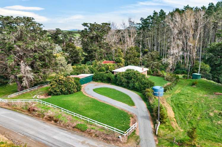 42 Ford Road Paparoa_37