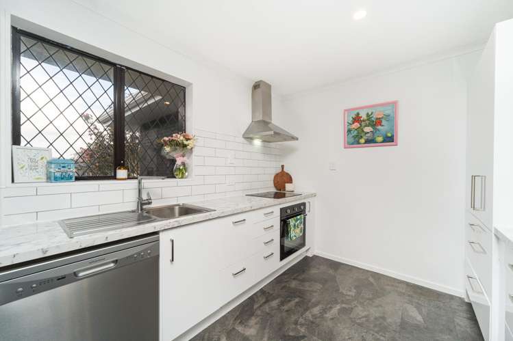 21 Lyndale Place Kelvin Grove_4
