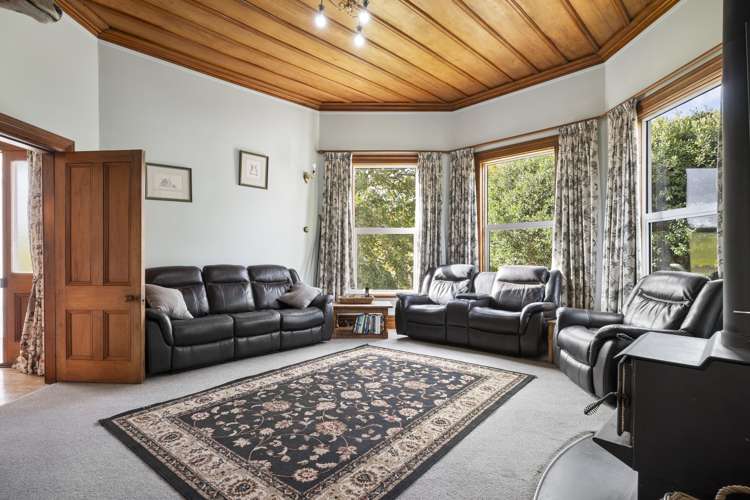 75 Sandon Road Feilding_15