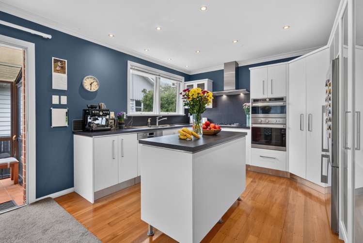 26 Wai-iti Crescent Woburn_11