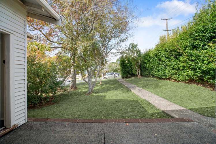 36 Seaview Terrace Mt Albert_14