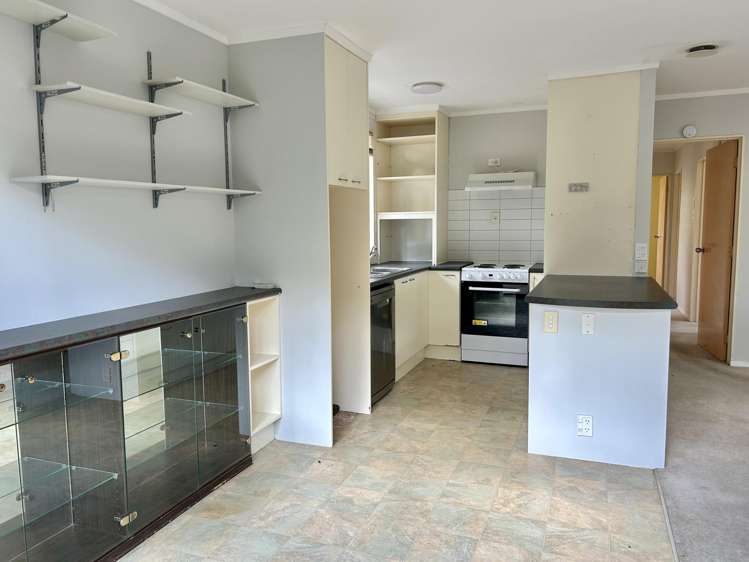 2/30 Ribblesdale Road Henderson_6