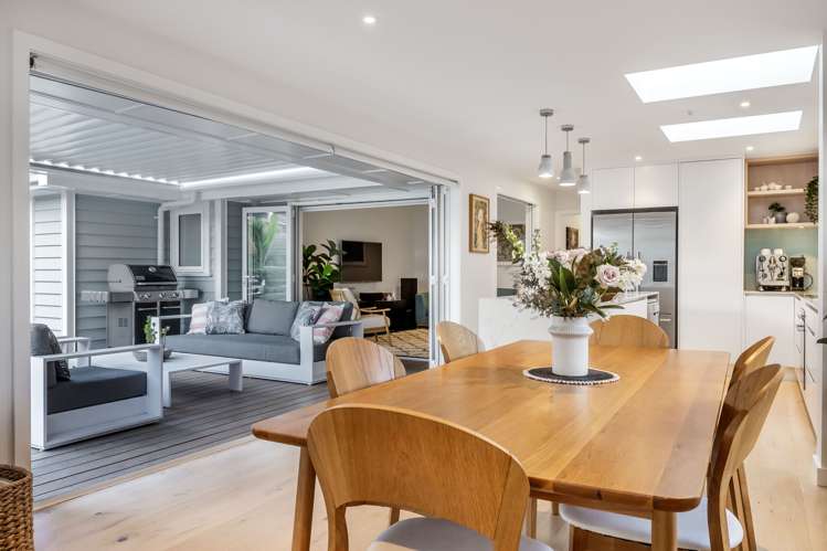 2/11 Hart Road Hauraki_6