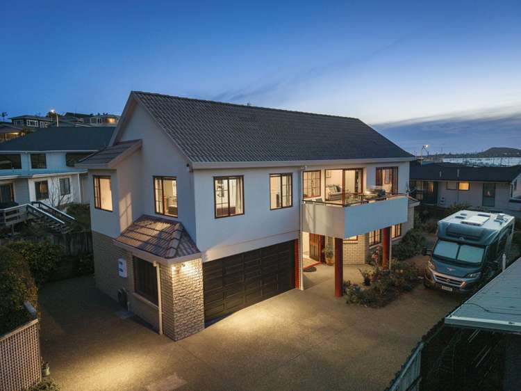 2/161 Bucklands Beach Road_0