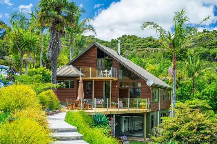 14 Tahunatapu Road Parua Bay_2
