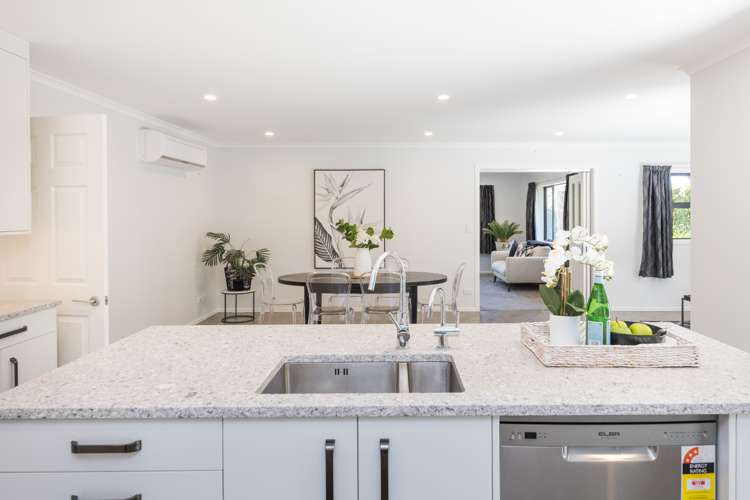 15 Nancy Avenue Feilding_9