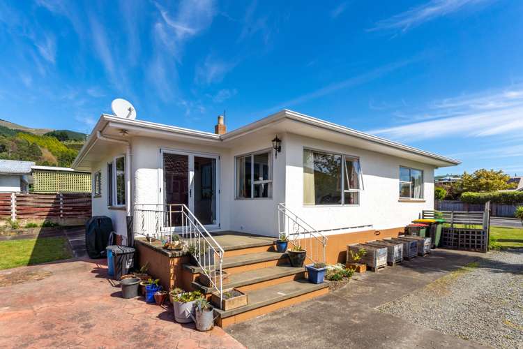 13 Churchill Avenue Richmond_14