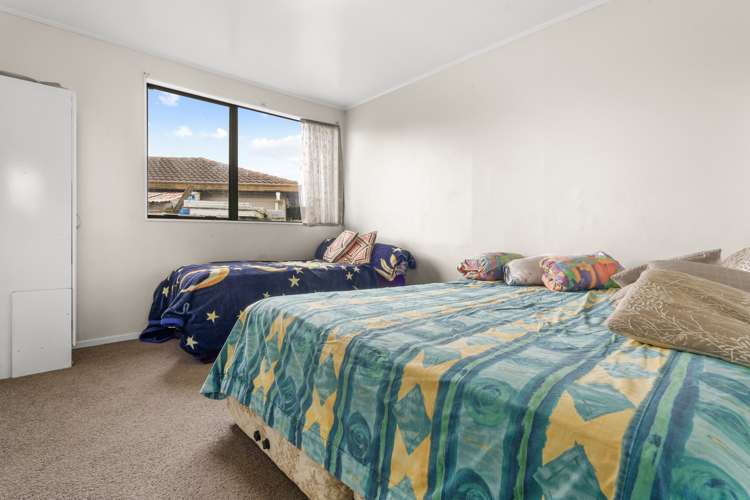 1/22 Norrie Smith Avenue Flat Bush_11