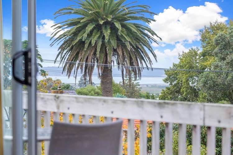 15 Tirimoana Road Te Atatu South_11