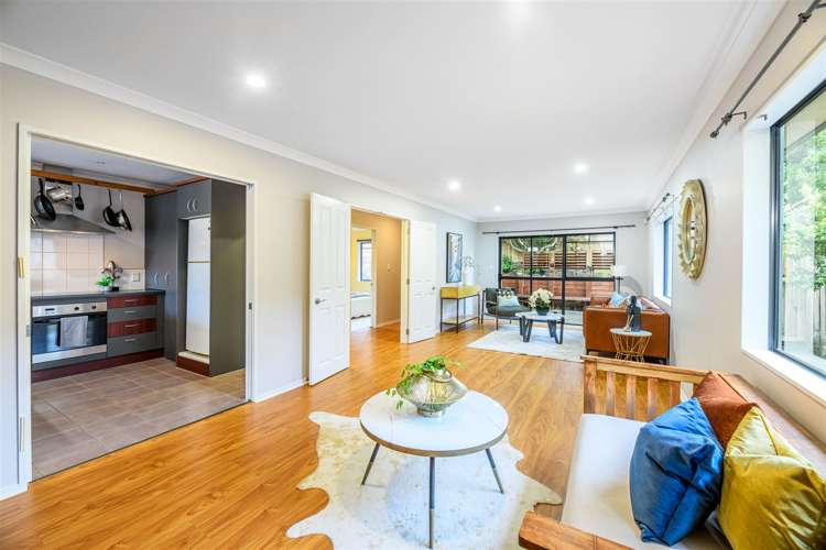 40 Simpson Road Ranui_3