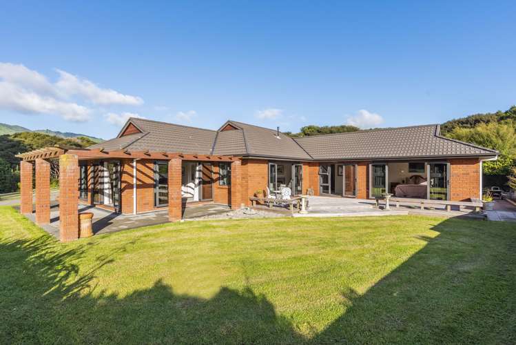 8 Jacks Bush Road Waikanae_17