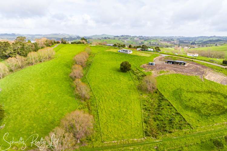 129 Petley Road Paparoa_29