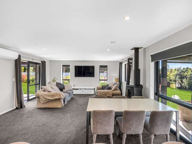 1 Cox Lane Amberley_2