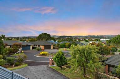 12 Emsworth Court_1