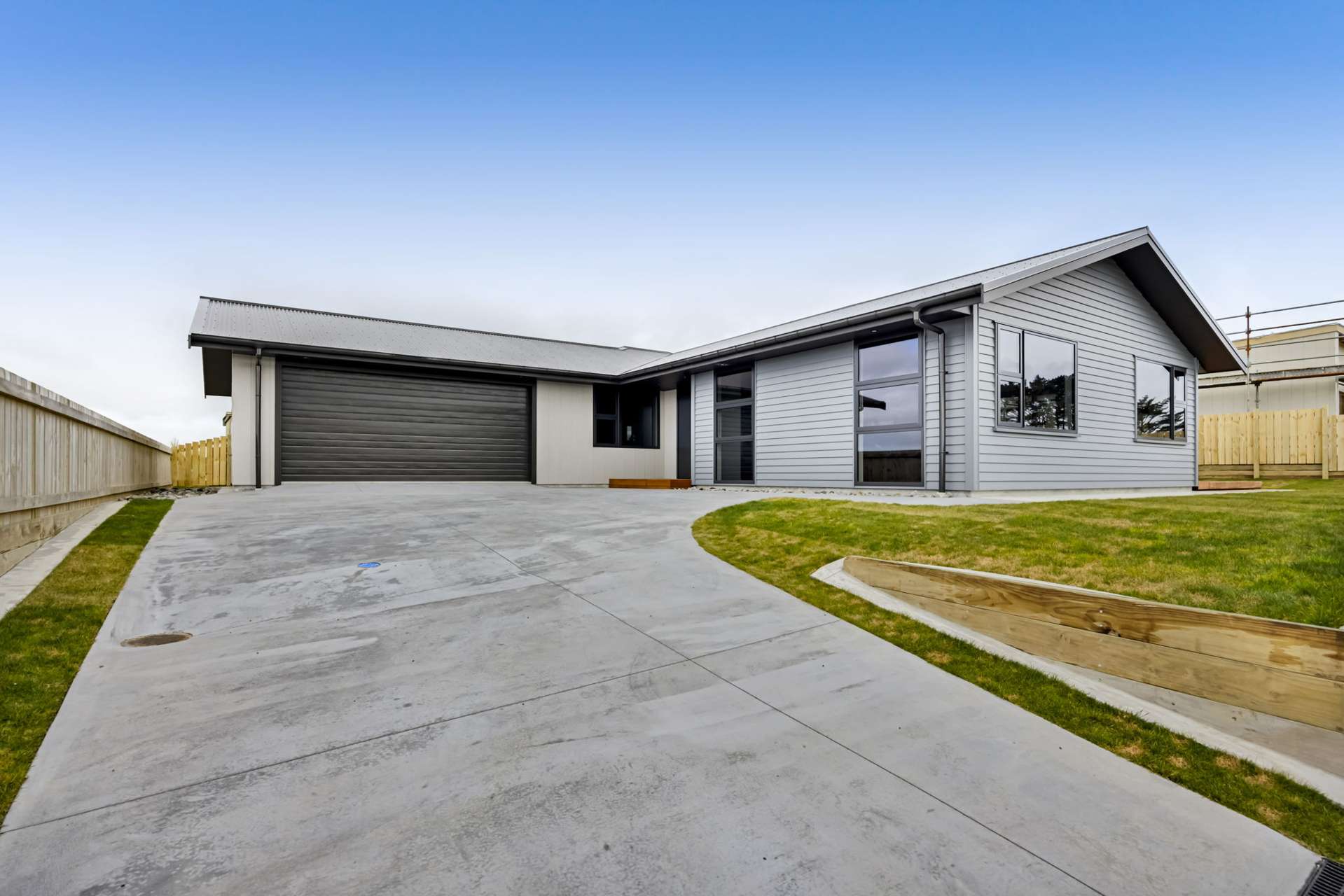 11 Othello (Lot 5) Stratford_0
