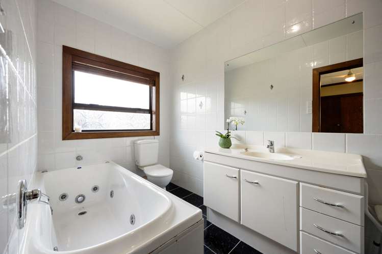 18 Camellia Place Hamilton Lake_13